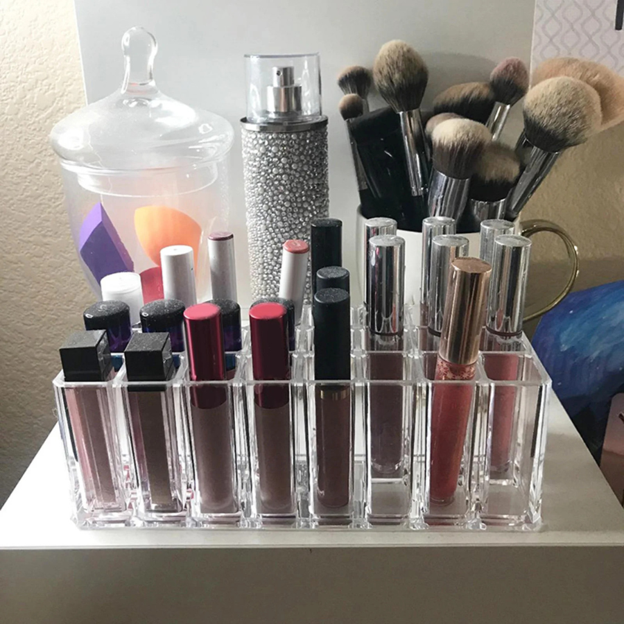 Boite de rangement maquillage rouge à lèvres