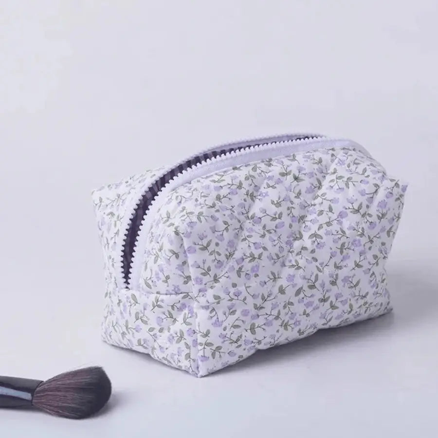 trousse Ă maquilage vintage violette fleurie