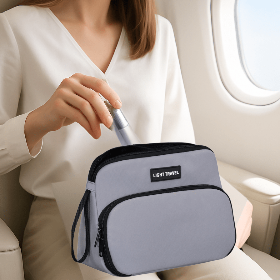 trousse de toilette avion compact