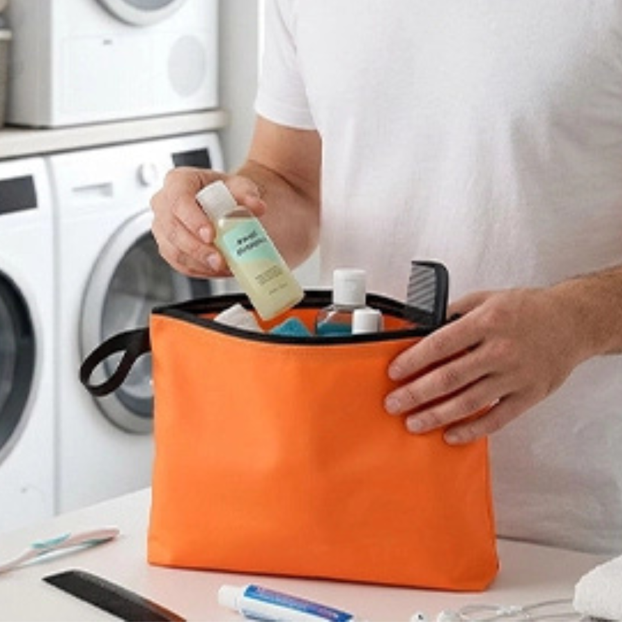 trousse de voyage orange
