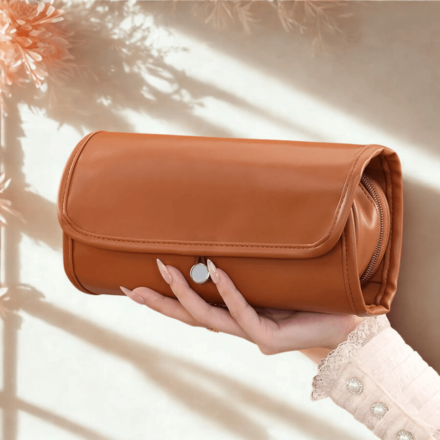 trousse pinceaux maquillage marron