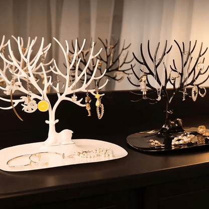 arbre à bijoux blanc et noir forme à cerf
