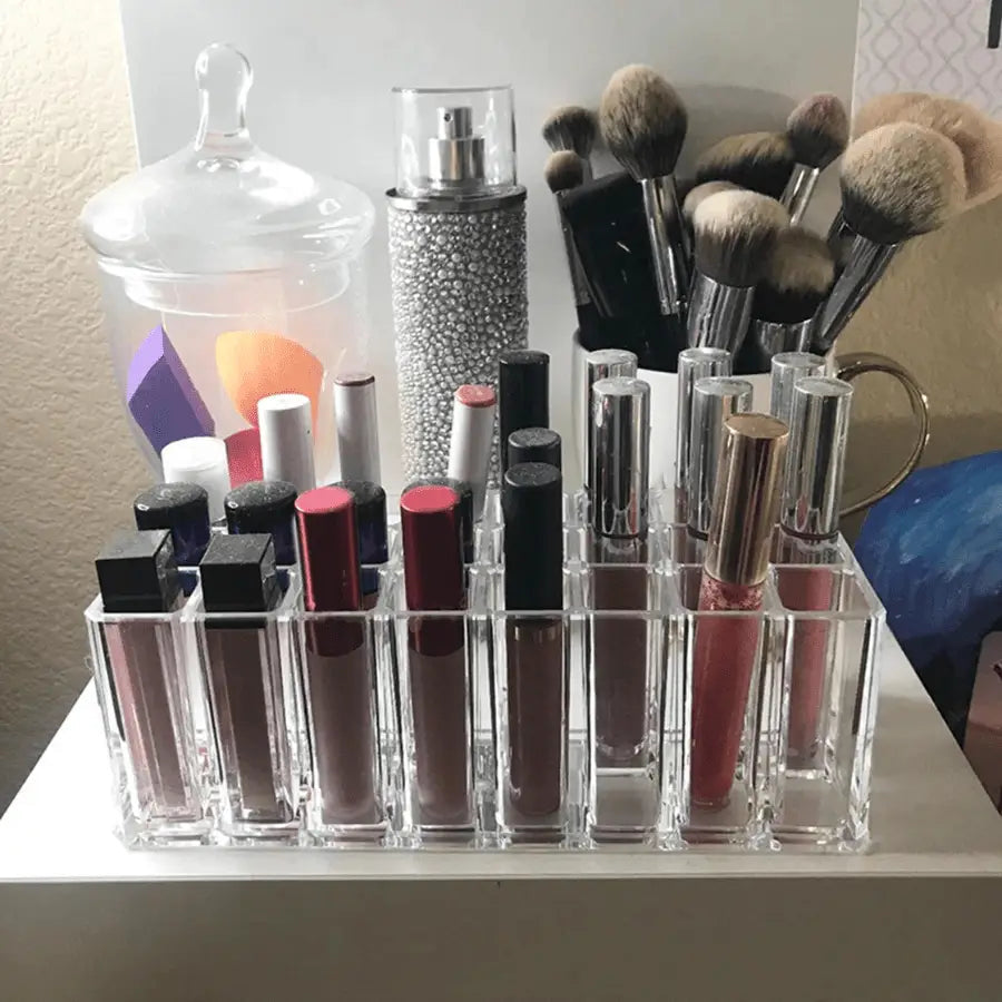 Boite de rangement maquillage rouge à lèvres