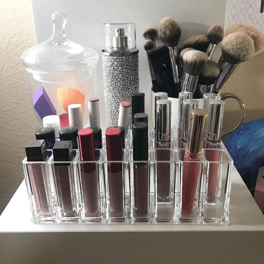 Boite de rangement maquillage rouge à lèvres