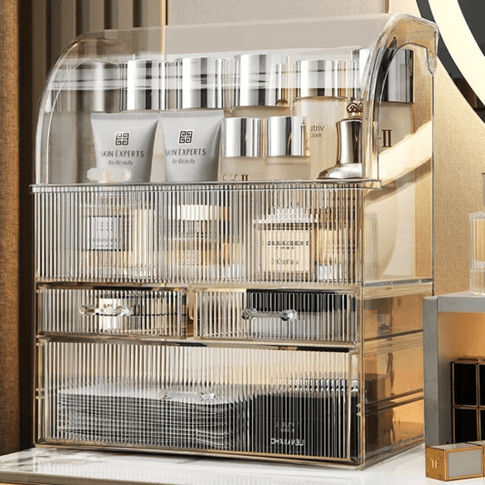 boite maquillage en plastique transparent clair avec produits