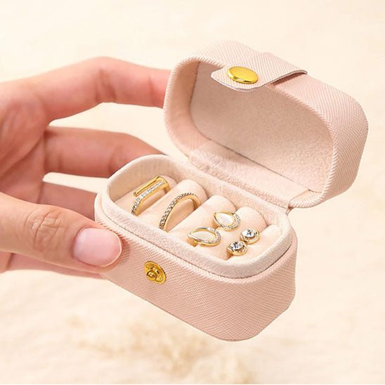 Coffret a bijoux rose pour anneaux