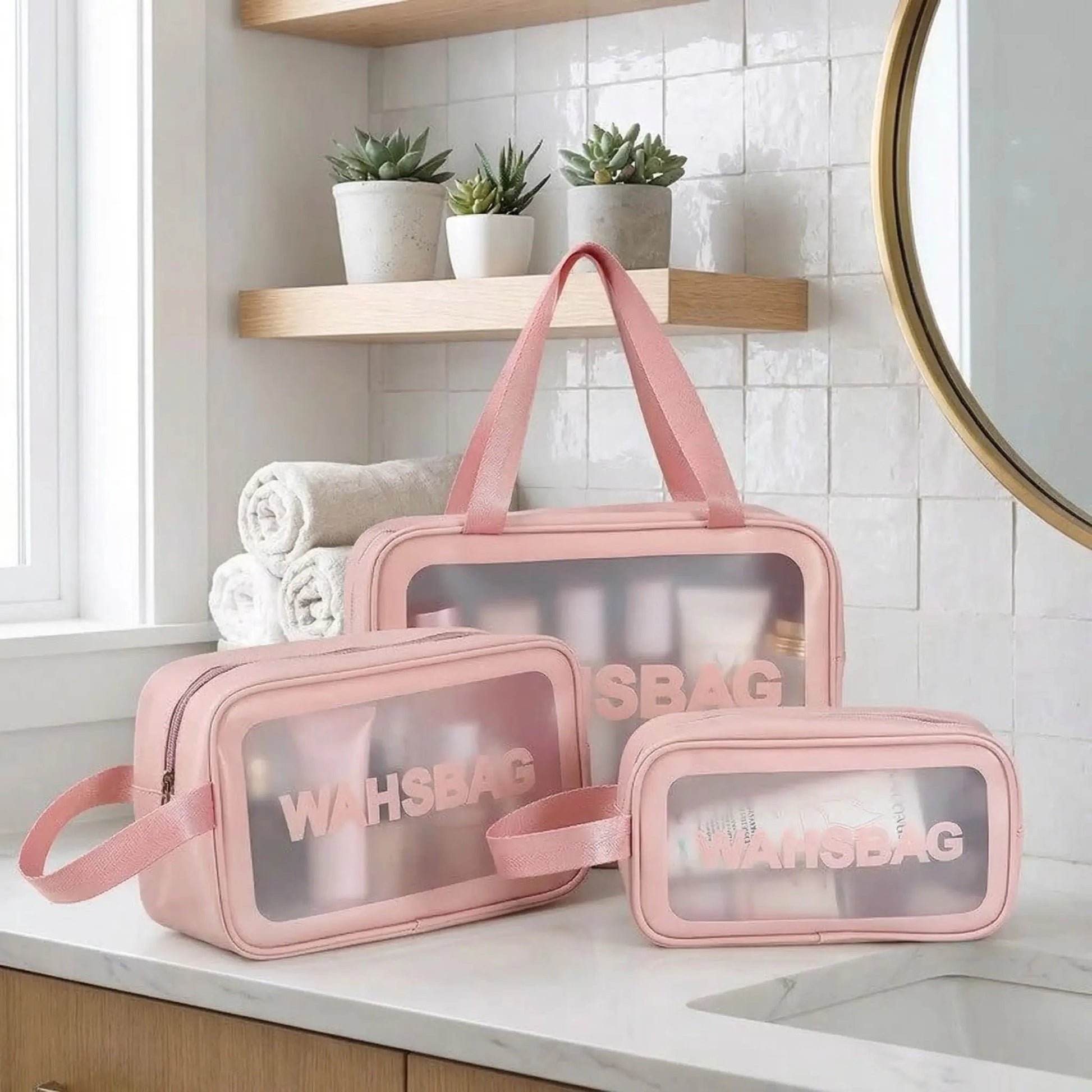 Trois trousses de toilette voyage rose en pvc