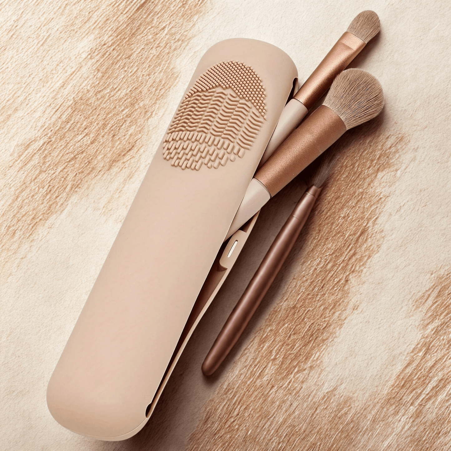 pochette pour pinceaux maquillage beige avec rayure dessus