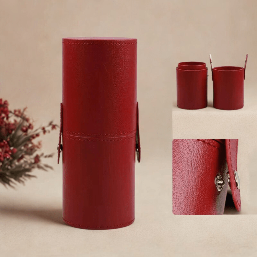 porte pinceau rouge en cuir