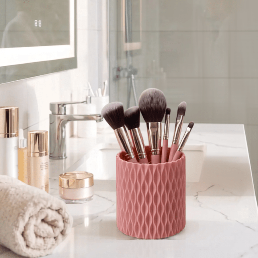 pot à pinceaux maquillage rose plastique