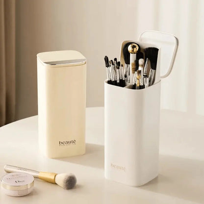 Pot à pinceaux maquillage en plastique avec compartiment intérieur