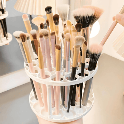 rangement maquillage pinceaux en plastique blanc