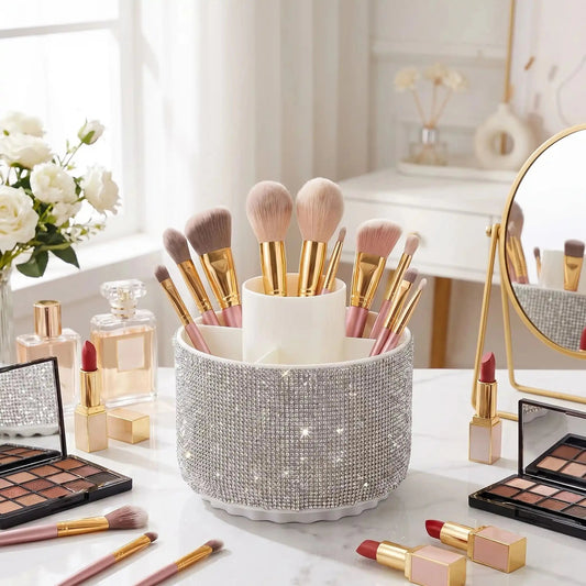 rangement pinceau maquillage blanc avec diamant gris