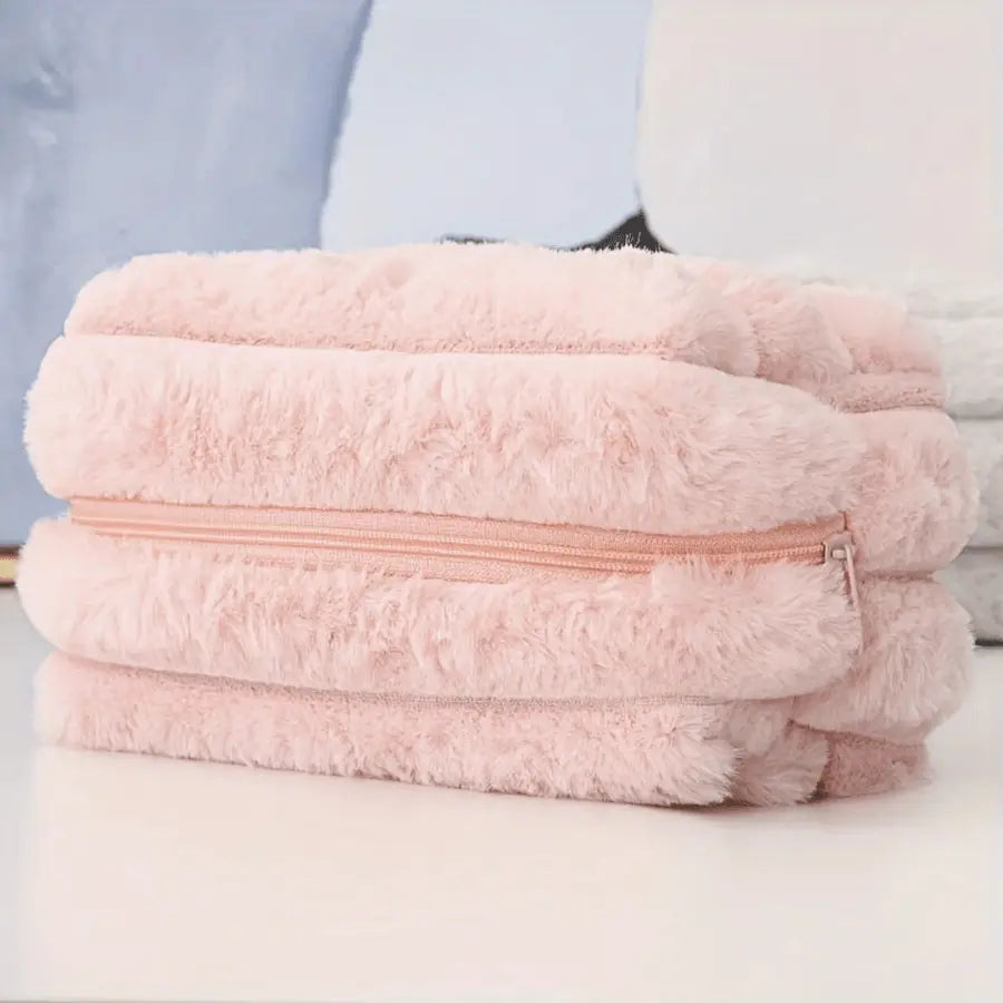 trousse à maquillage rose douce en peluche