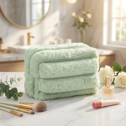 trousse à maquillage verte peluche douce