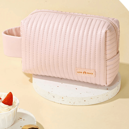 Trousse à maquillage rose à rayure vertical simili cuir