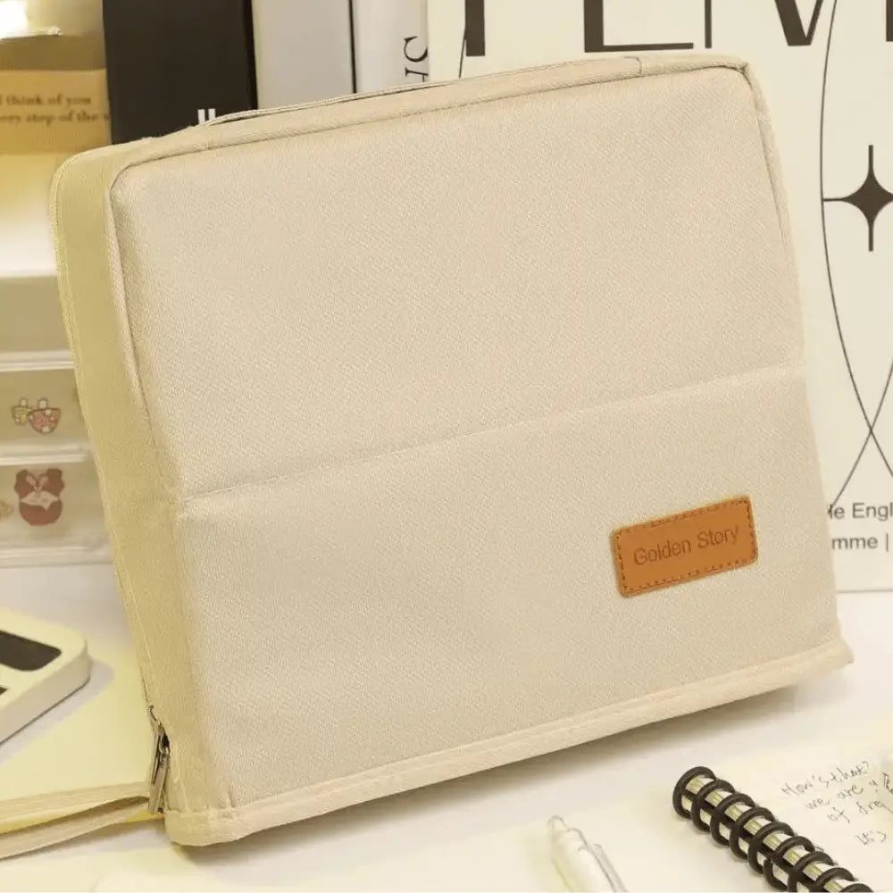 trousse a maquillage beige carré
