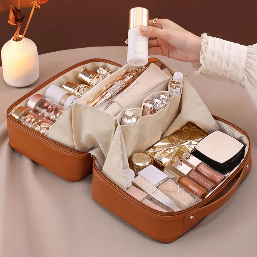 trousse a maquillage marron en cuir tendance