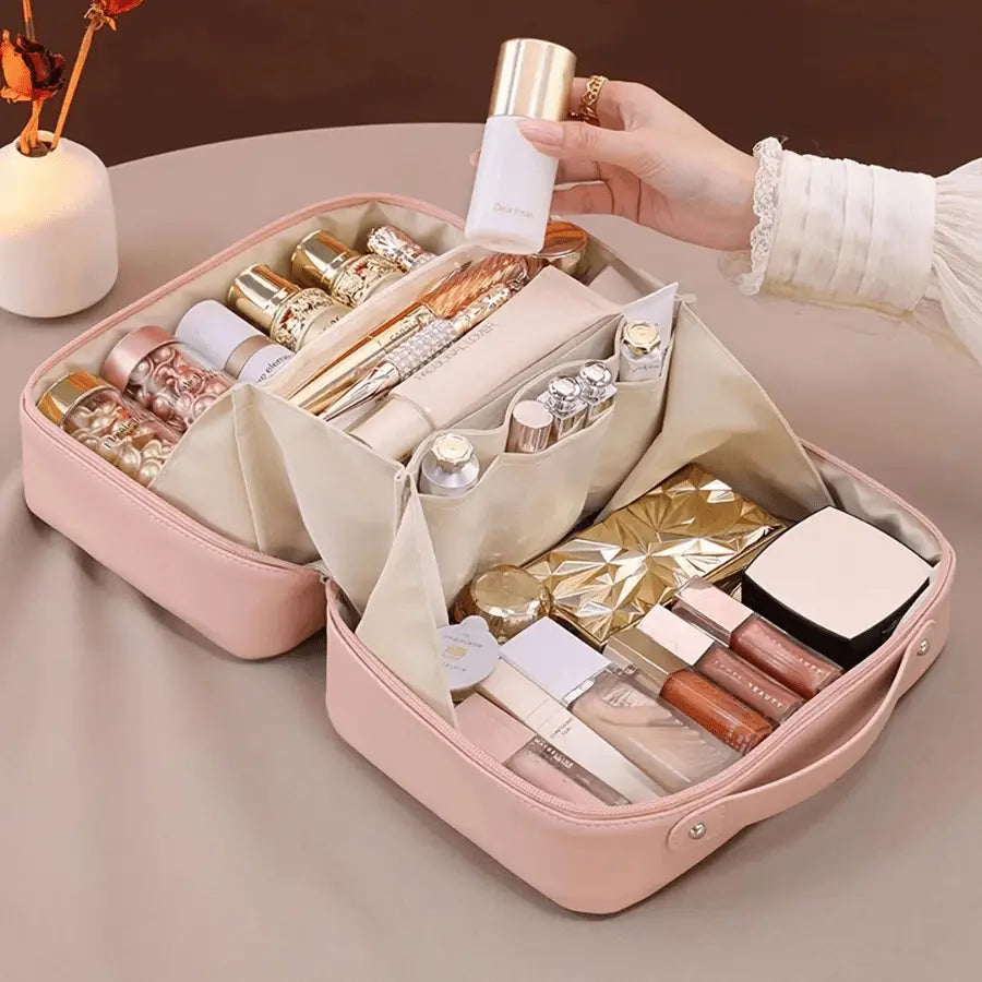 trousse a maquillage rose tendance en cuir