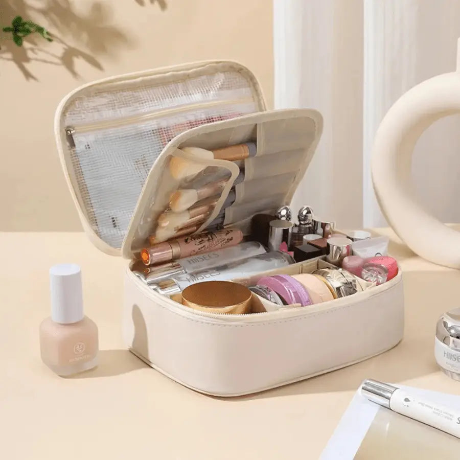 Trousse de maquillage blanc crème similicuir