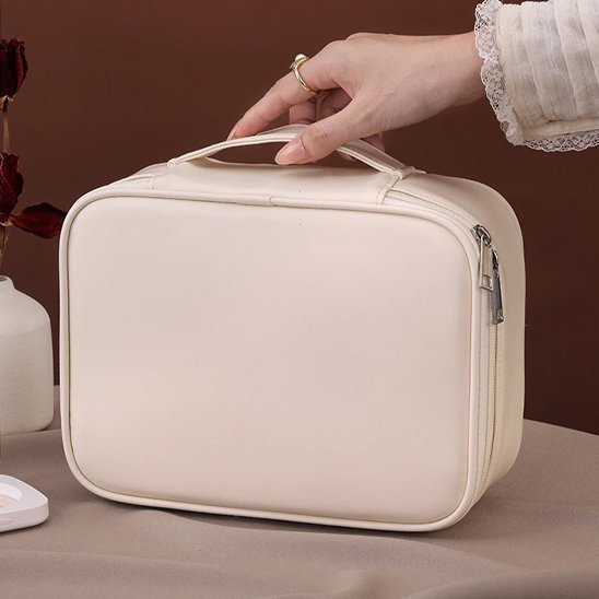 Trousse de  maquillage​ blanc crème