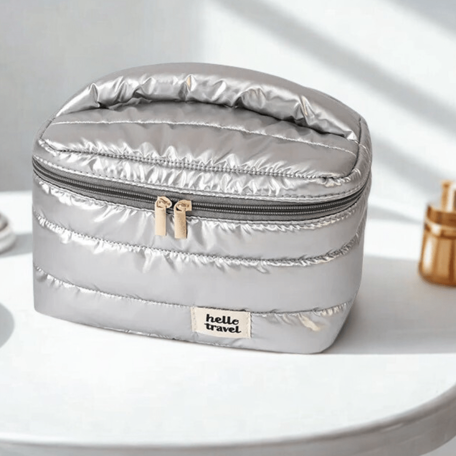 trousse de maquillage argent