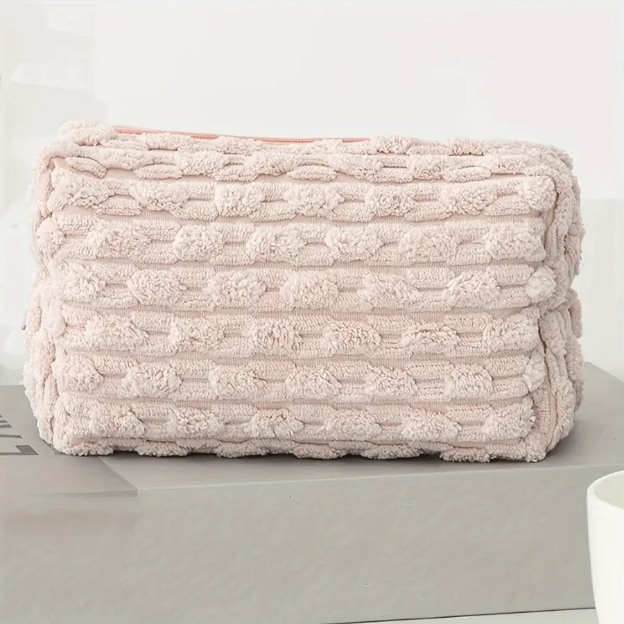 trousse de maquillage en peluche rose douce