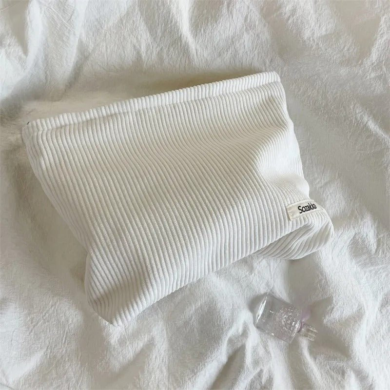 Trousse de maquillage blanche Velours côtelé - La trousse Beauté
