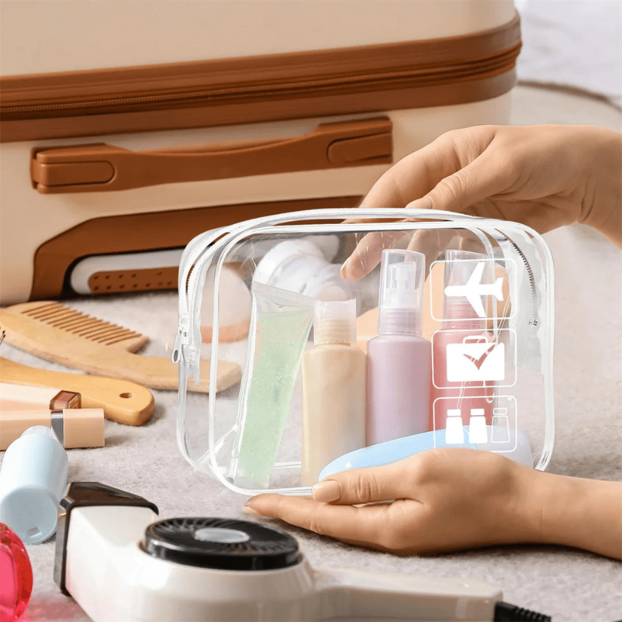 trousse de toilette avion cabine blanche avec flacons
