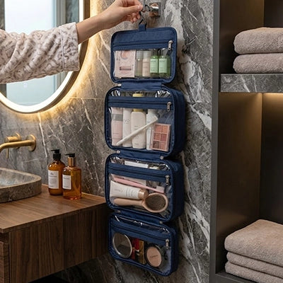 trousse de toilette bleu suspendue