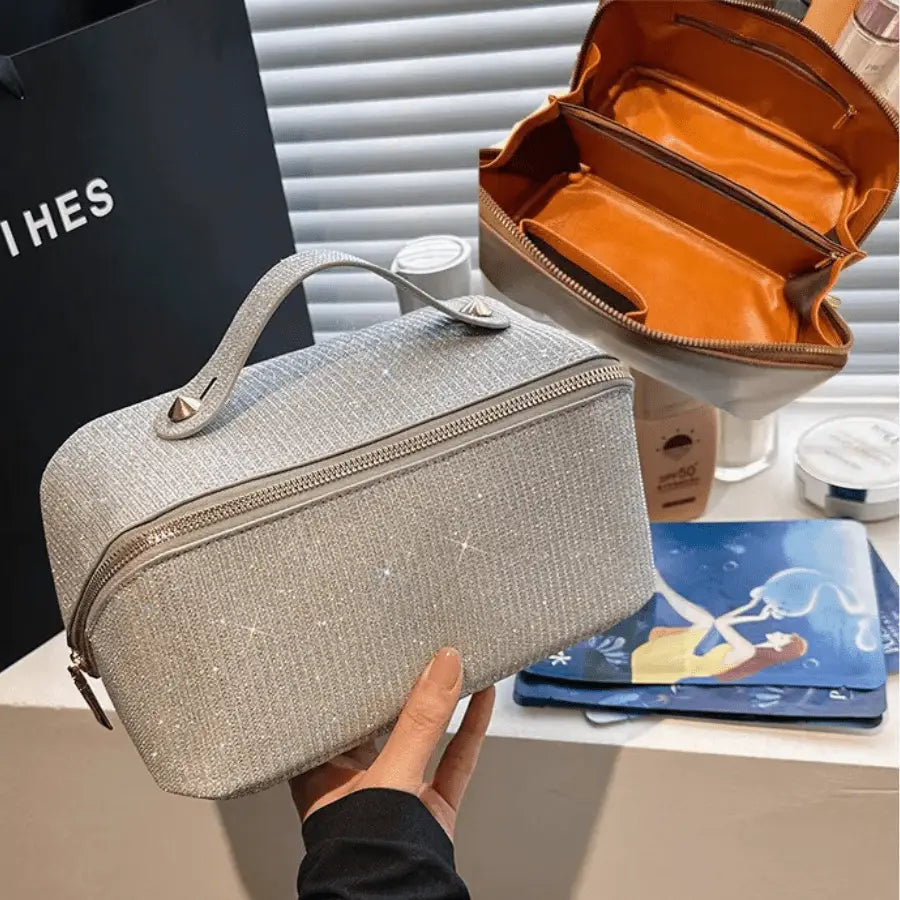 trousse de toilette de luxe femme argent chic élégante paillette