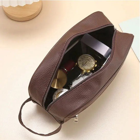 trousse de toilette de voyage Cuir marron ouverte - La trousse Beauté
