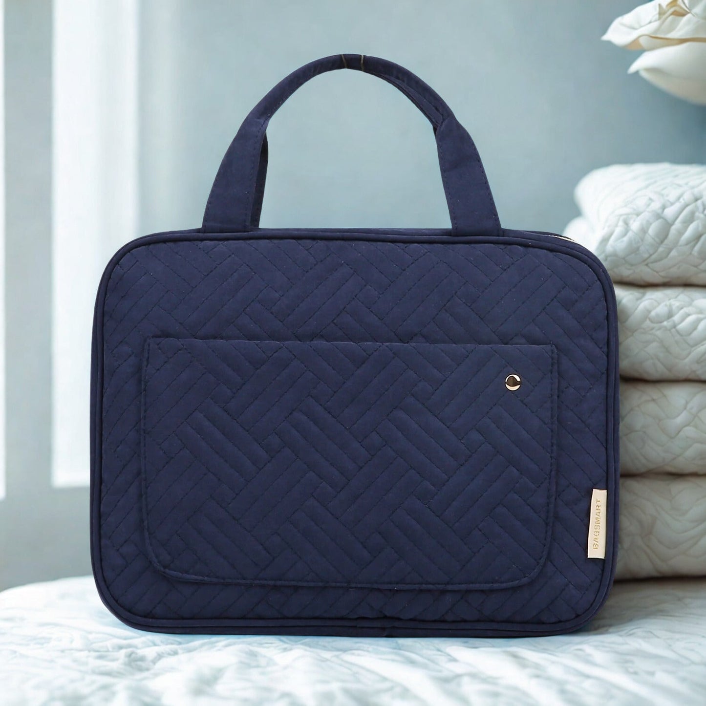 Trousse de toilette femme marine avec poignée