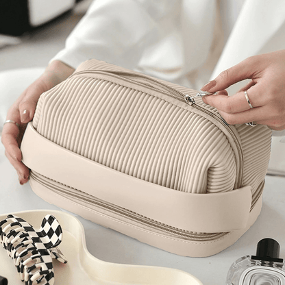 Trousse de toilette femme beige en cuir pu rayure