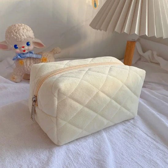 Trousse de Toilette femme blanche en velours 