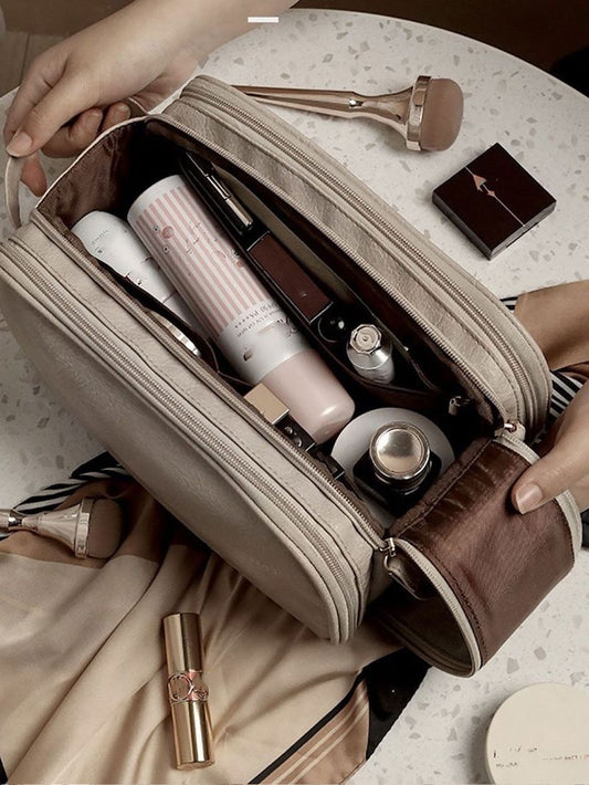 Trousse de toilette femme cuir ouverture sur le dessus - La trousse Beauté