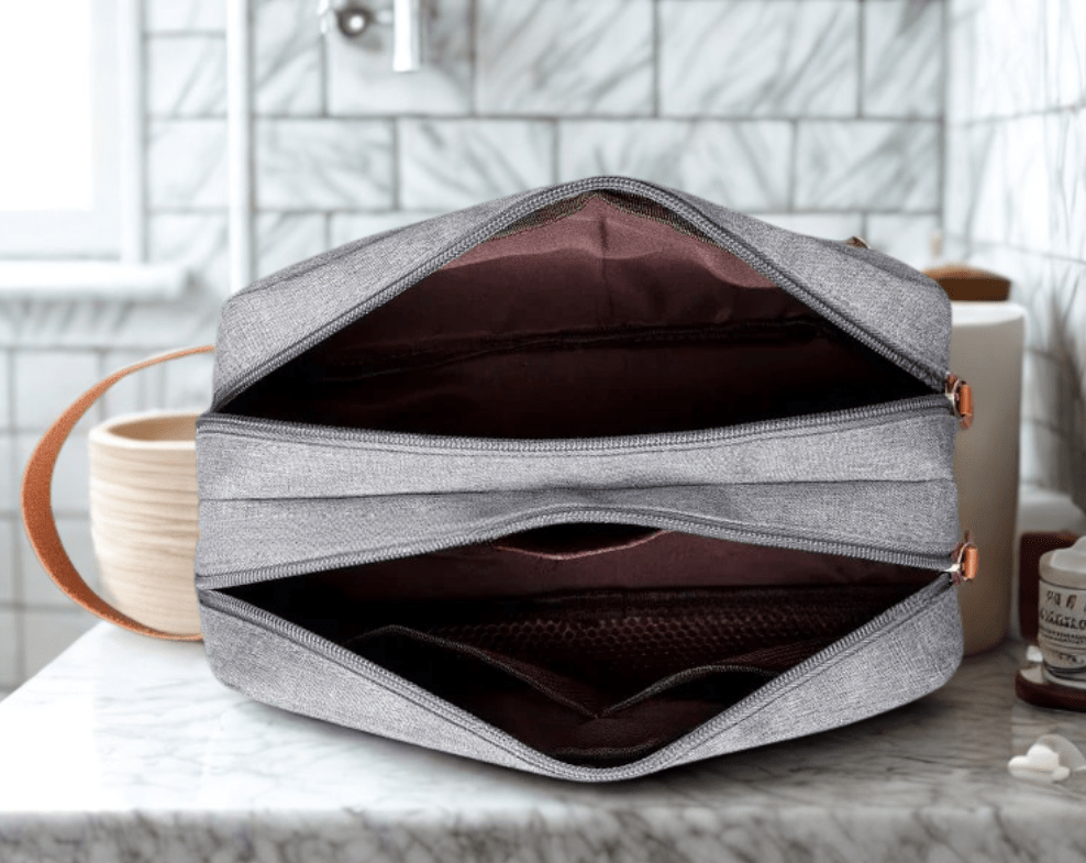 Trousse de toilette Mix ouverte avec deux fermeture éclair- La trousse Beauté