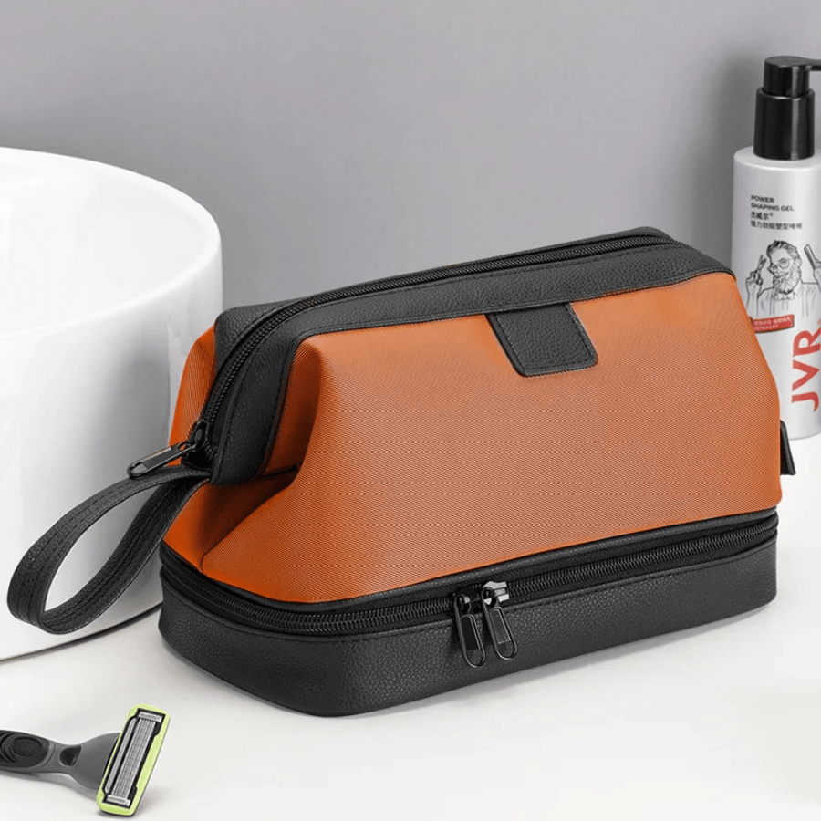 trousse de toilette pour homme marron