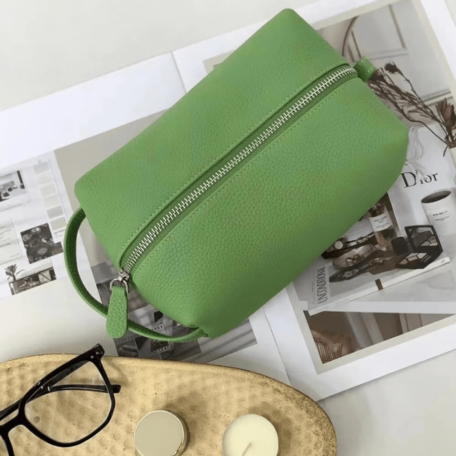 trousse de toilette pour voyager vert en cuir