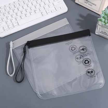 trousse de toilette transparen et gris et noir en pvc