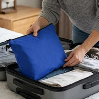 trousse de voyage bleu