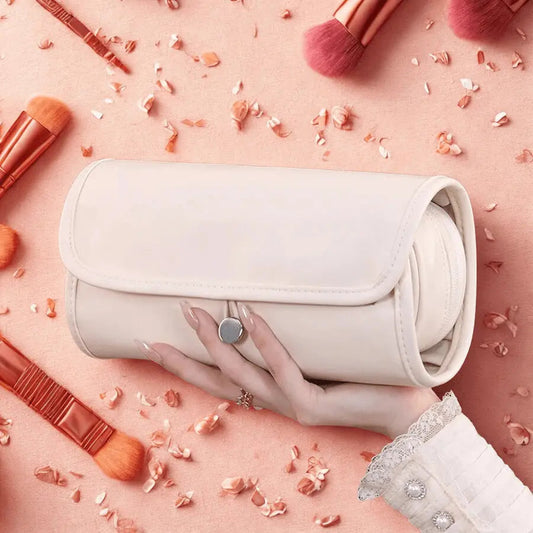 trousse pinceaux maquillage blanc crème