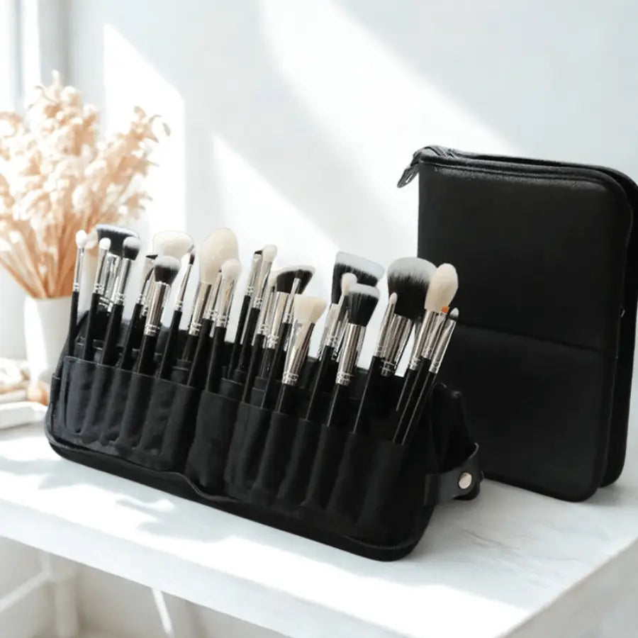 trousse  pinceaux maquillage replier debout