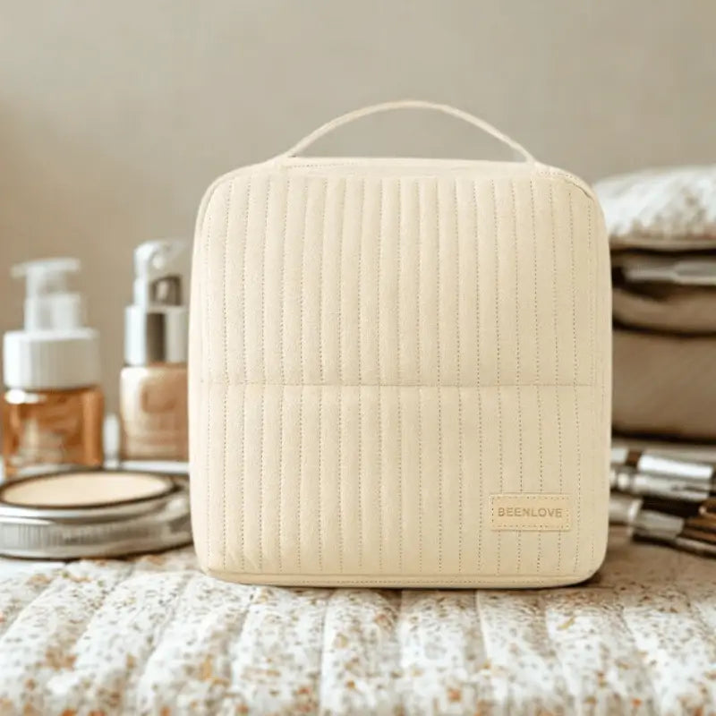 trousse voyage maquillage beige