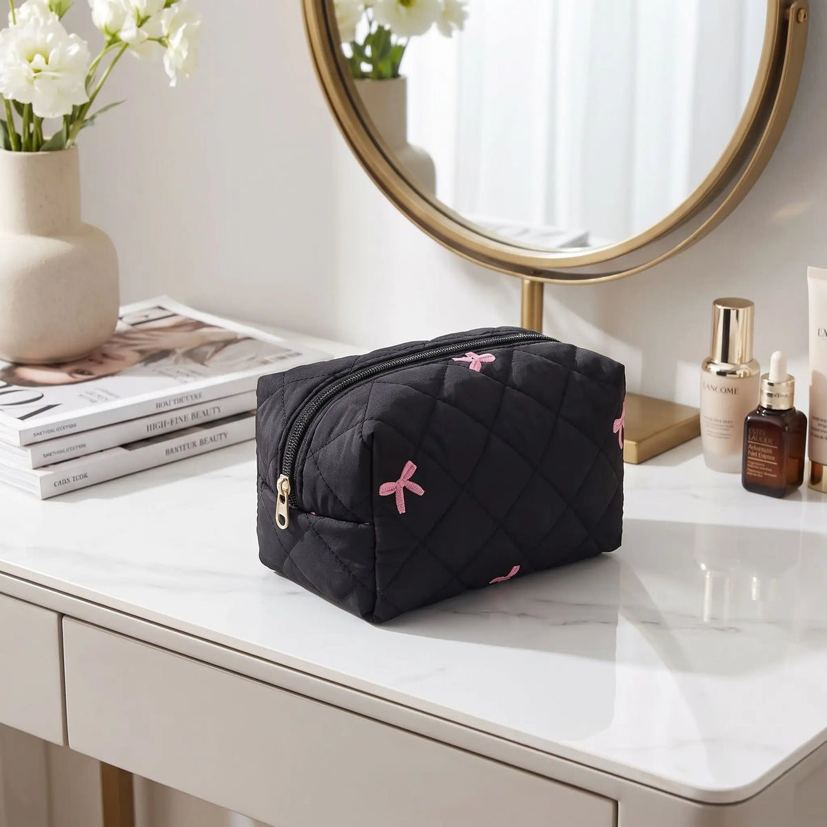 trousses de maquillage carré noir avec motif boucle rose