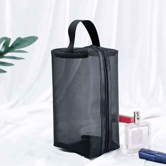 Trousses  maquillage  large noir maille